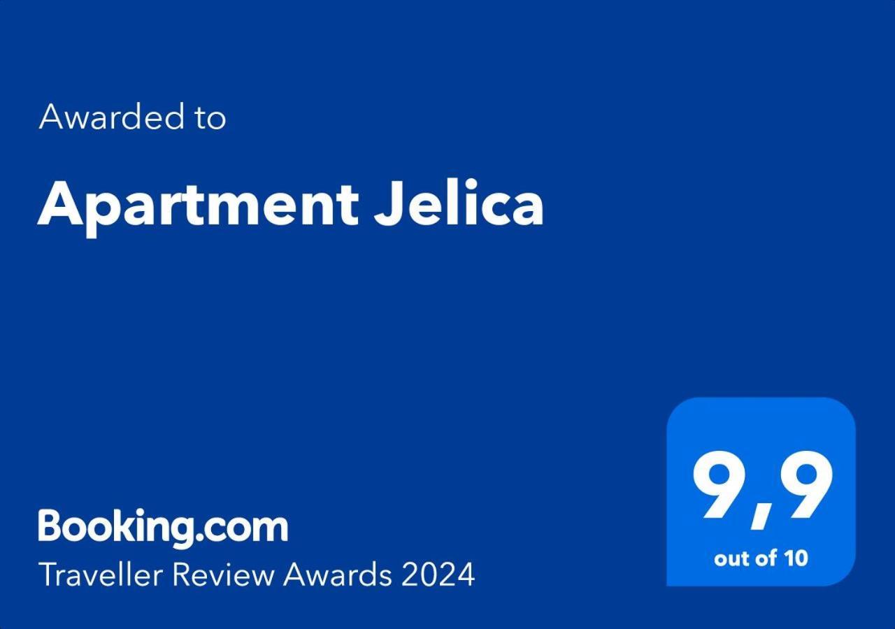 Apartments Jelena Supetar - Four Apartments - A Small House With A Private Yard - Two-Room Apartment With A Sea View - Studio Apartment - Two-Room Apartment With Garden View- Free Parking Exteriér fotografie