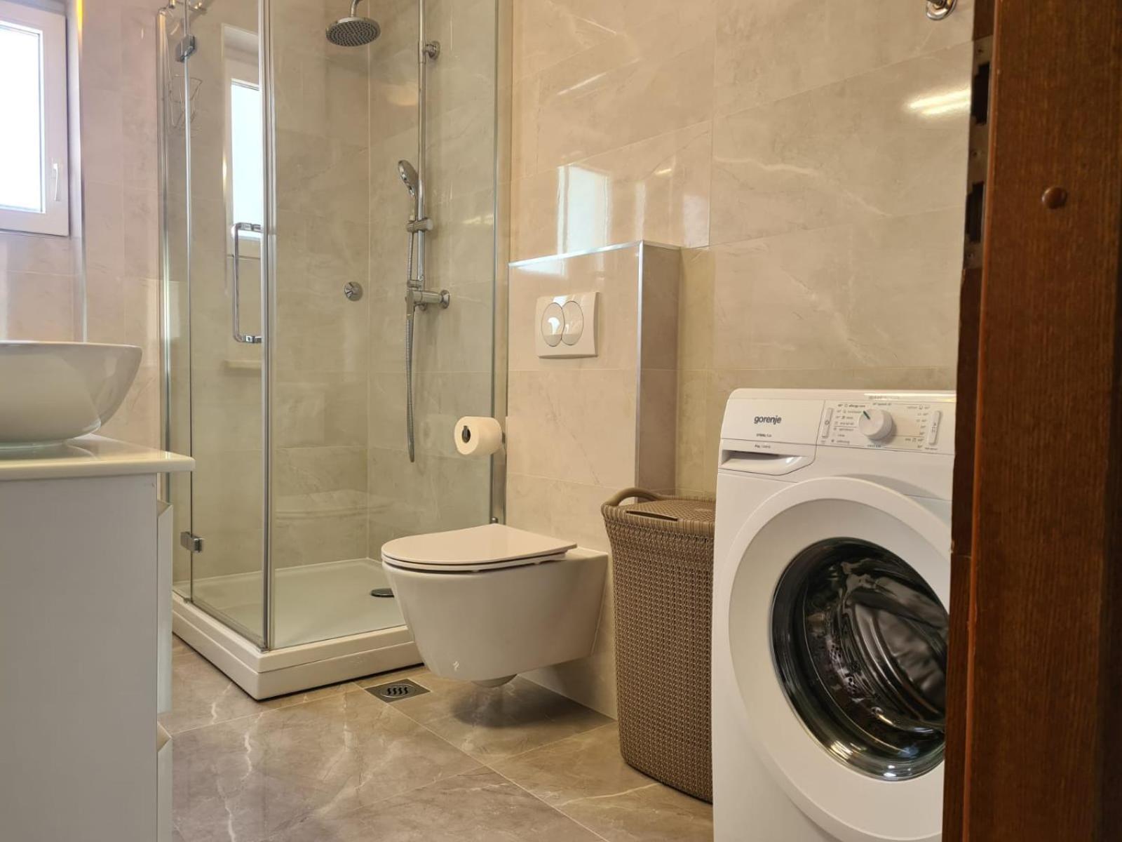 Apartments Jelena Supetar - Four Apartments - A Small House With A Private Yard - Two-Room Apartment With A Sea View - Studio Apartment - Two-Room Apartment With Garden View- Free Parking Exteriér fotografie