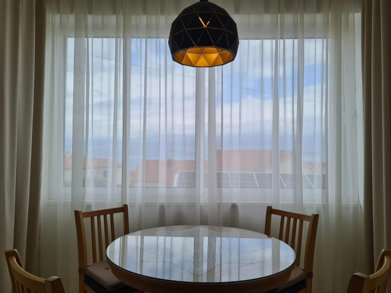 Apartments Jelena Supetar - Four Apartments - A Small House With A Private Yard - Two-Room Apartment With A Sea View - Studio Apartment - Two-Room Apartment With Garden View- Free Parking Exteriér fotografie