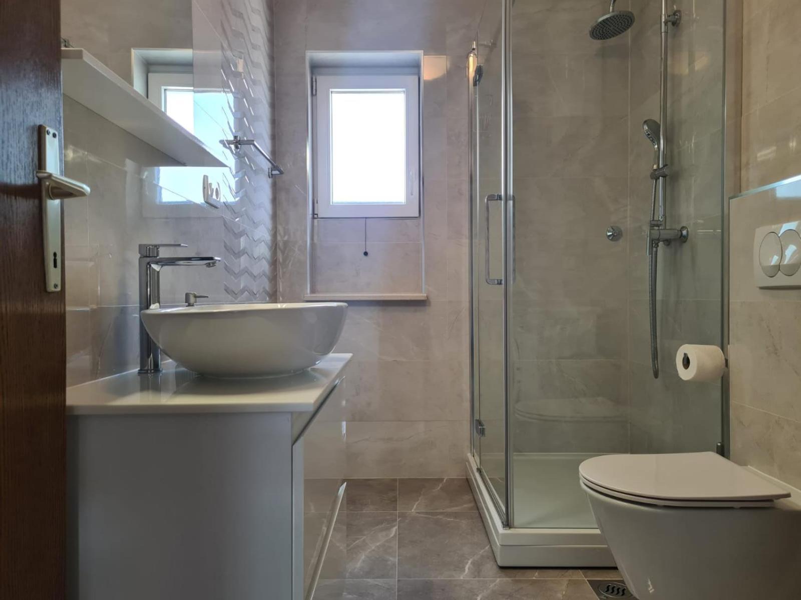 Apartments Jelena Supetar - Four Apartments - A Small House With A Private Yard - Two-Room Apartment With A Sea View - Studio Apartment - Two-Room Apartment With Garden View- Free Parking Exteriér fotografie