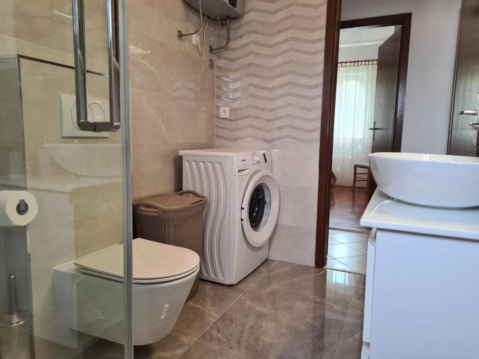 Apartments Jelena Supetar - Four Apartments - A Small House With A Private Yard - Two-Room Apartment With A Sea View - Studio Apartment - Two-Room Apartment With Garden View- Free Parking Exteriér fotografie